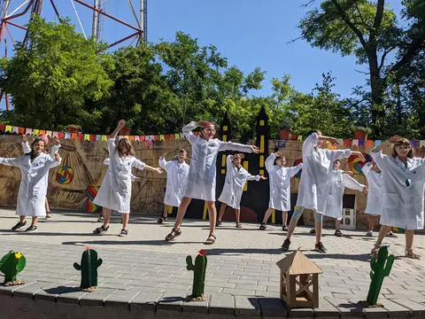 Tabăra cu sejur de zi „Da Vinci Camp"- III, iulie 2021 — fotografia 11