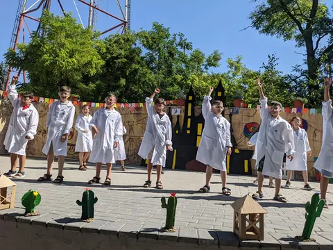 Tabăra cu sejur de zi „Da Vinci Camp"- III, iulie 2021 — fotografia 12