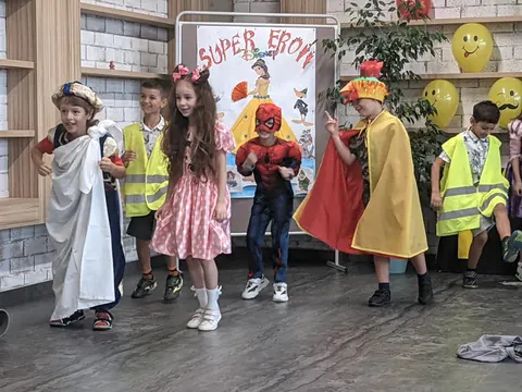 Tabăra cu sejur de zi „Da Vinci Camp"- VI, august 2021 — fotografia 9