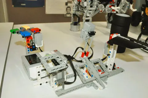 Lunarul activităților #DaVinci: „EXPOZIȚIE DE ROBOȚI LEGO”, aprilie 2022 — fotografia 5