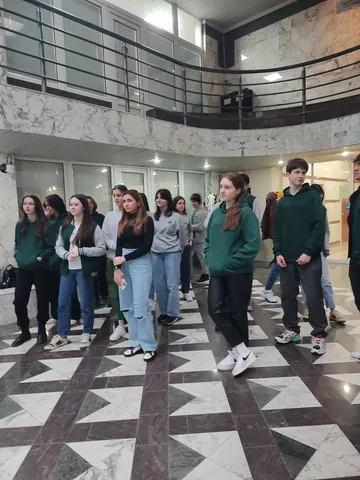Excursie: Sala de expoziție a Băncii Naționale a Moldovei, 20 martie 2023 — fotografia 2