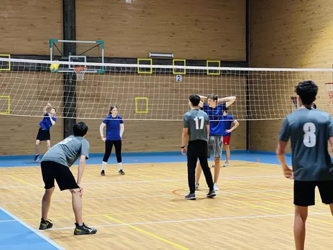 Campania ,,Să creștem fără violență”. Domeniul de activitate Sport, meci amical de volei, 28.11.2023 🏐🏐🏐 — fotografia 4
