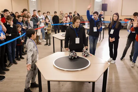 Concursul SumoBot Challenge Moldova 2022 — fotografia 4