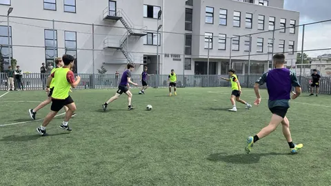 La data de 28 mai, echipa de fotbal a Liceului ,,Da Vinci” a disputat un meci amical cu echipa Instituției Publice… — fotografia 3
