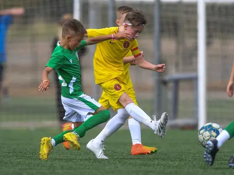 Rezultate școlare, Comisia Metodică Sport, Turneului internațional de fotbal: FOOTBALL CUP BARCELONA, mai 2024 — fotografia 5