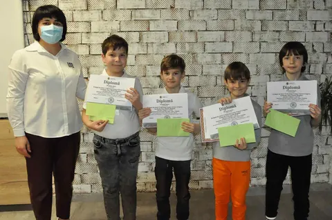 Rezultate școlare: Concursul Republican “A chance, une chance, eine Chance” — fotografia 9
