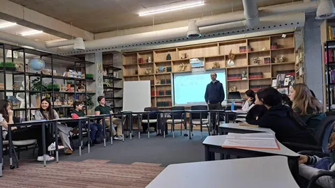 Activitate interculturală — fotografia 3