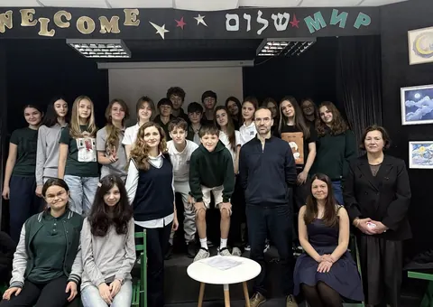Activitate interculturală: Biblioteca Municipală „B.P. Hașdeu“, Filiala „Itzik Manger“, Aprilie 2025 — fotografia 5
