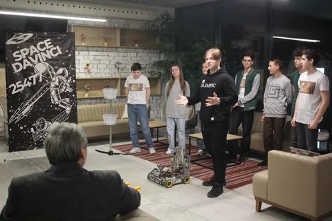 Global Issue-Oriented STEAM Teaching to Create a More Sustainable Future — fotografia 2