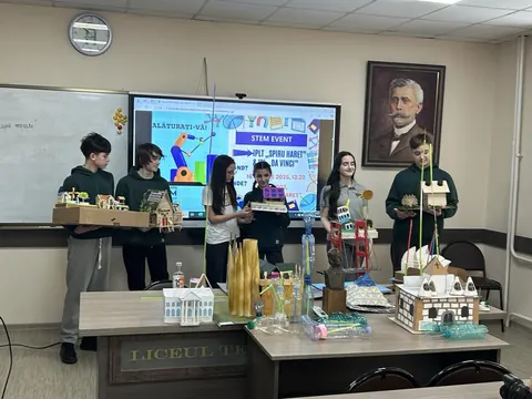 Eveniment educativ în cadrul STEM Discovery Campaign, susținut de Scientix, și al proiectului eTwinning „STEM… — fotografia 4