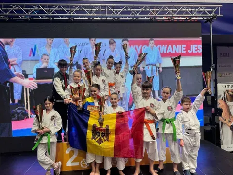 Rezultate școlare, Domeniul de activitate Sport, Turneu Internațional de Karate, Polonia, martie 2025🥋 — fotografia 2
