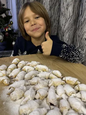 23 decembrie, parteneriat școală-familie, activitatea “Ziua Biscuiților “ — fotografia 2